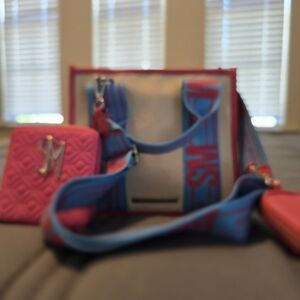 Steve Madden Bwebber with Matching Wallet, Small